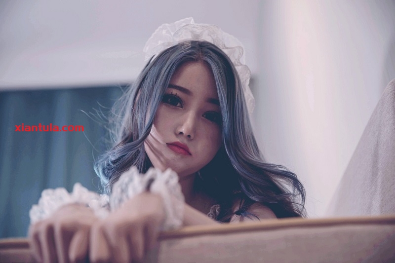 Eloise软软定制蓝色毛衣,闪烁的星星,你也会心动! Eloise软软定制蓝色毛衣,闪烁的星星,你也会心动!