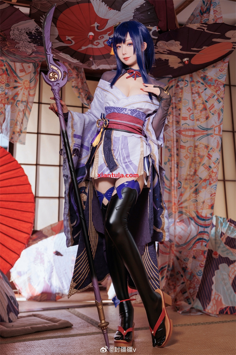 封疆疆v黑历史曝光，25套照片被粉丝争抢