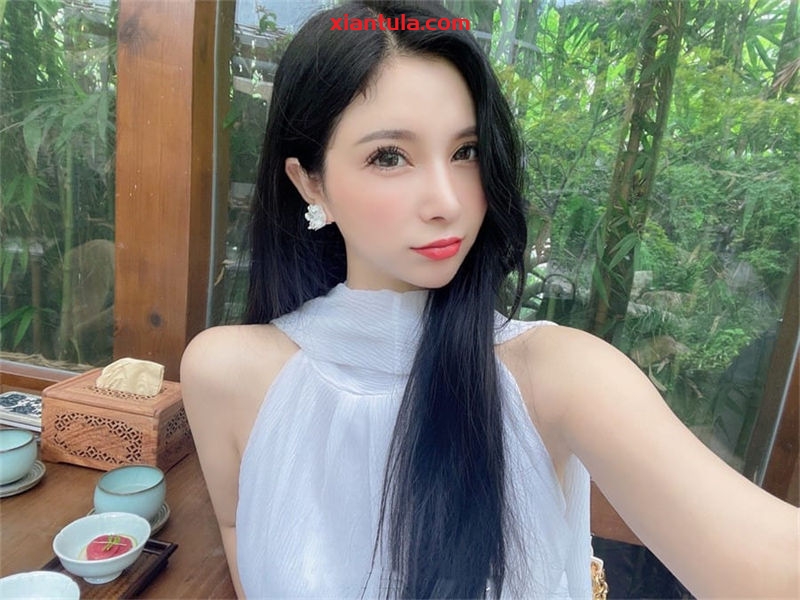 小蛮妖Yummy图片免费鉴赏，语画界开启她的摄影之旅