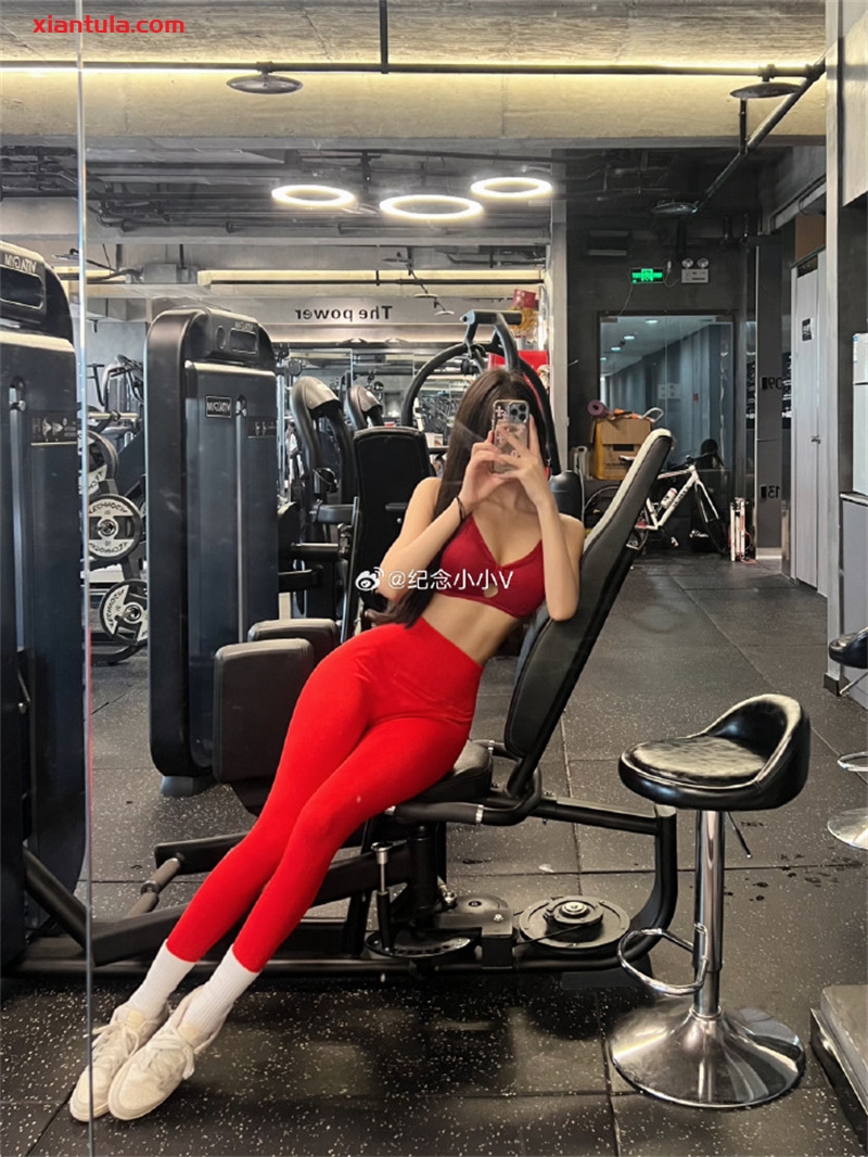 纪念小小v圈子照片太美,真爱粉都被惊艳了 纪念小小v圈子照片太美,真爱粉都被惊艳了