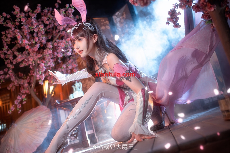 露儿大魔王图片大全100套，成就高颜值的女王