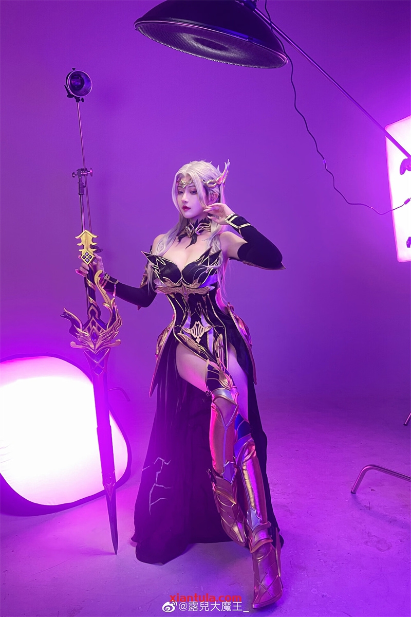 露儿大魔王图片大全100套，成就高颜值的女王