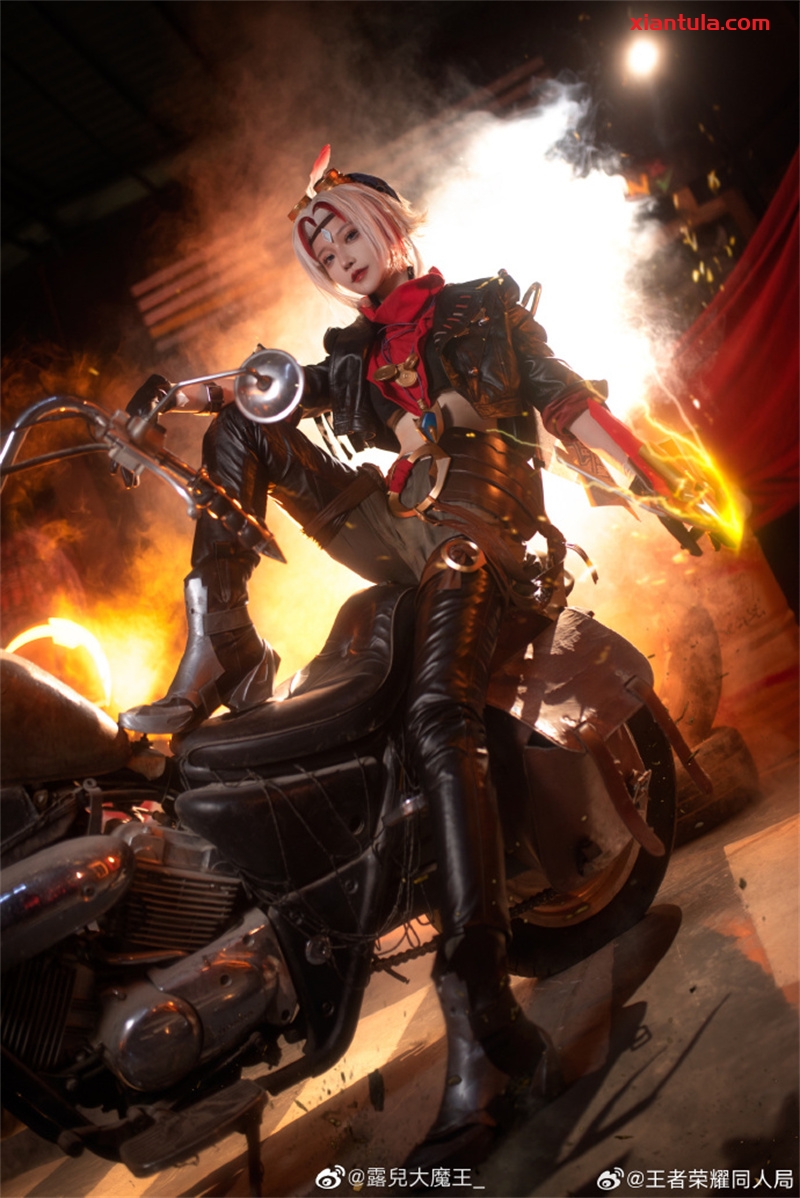 露儿大魔王图片大全100套，成就高颜值的女王