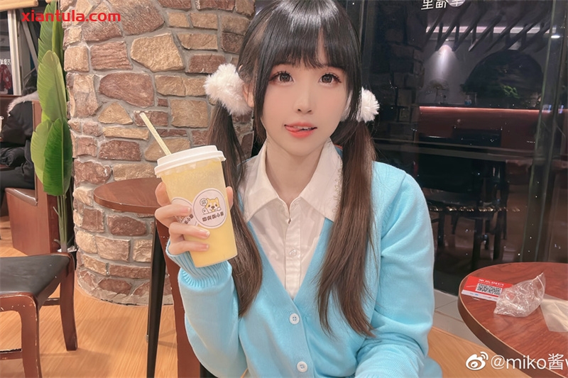 miko酱ww吉他图分享，看文艺小仙女的自洽