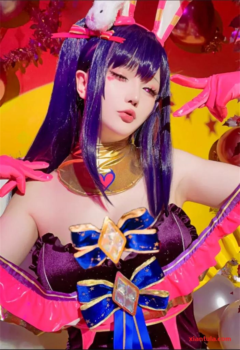 星之迟迟是不是卖图片的？70套定制照