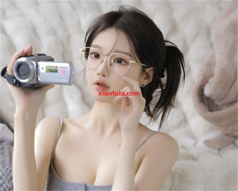 露兒大魔王的神秘面纱揭开:100部图片显露气质