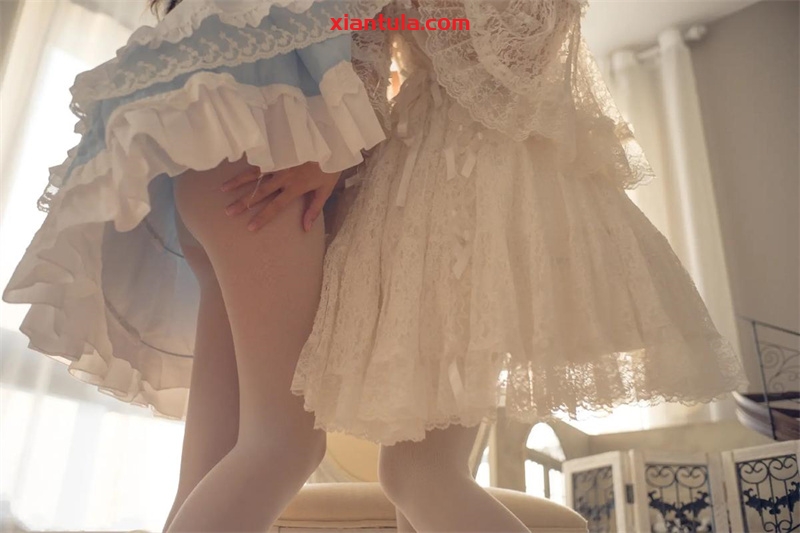 木花琳琳的模特之路:美丽与汗水的交织 木花琳琳的模特之路:美丽与汗水的交织