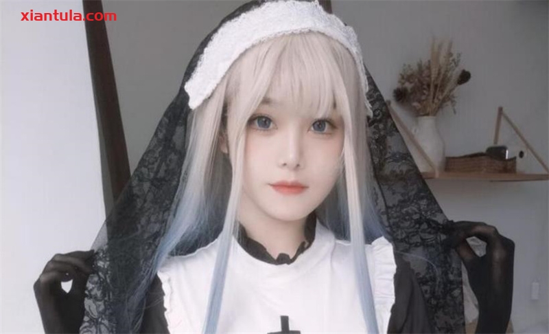 蜜汁猫裘：00后的120套经典美照与趣味漫展故事！