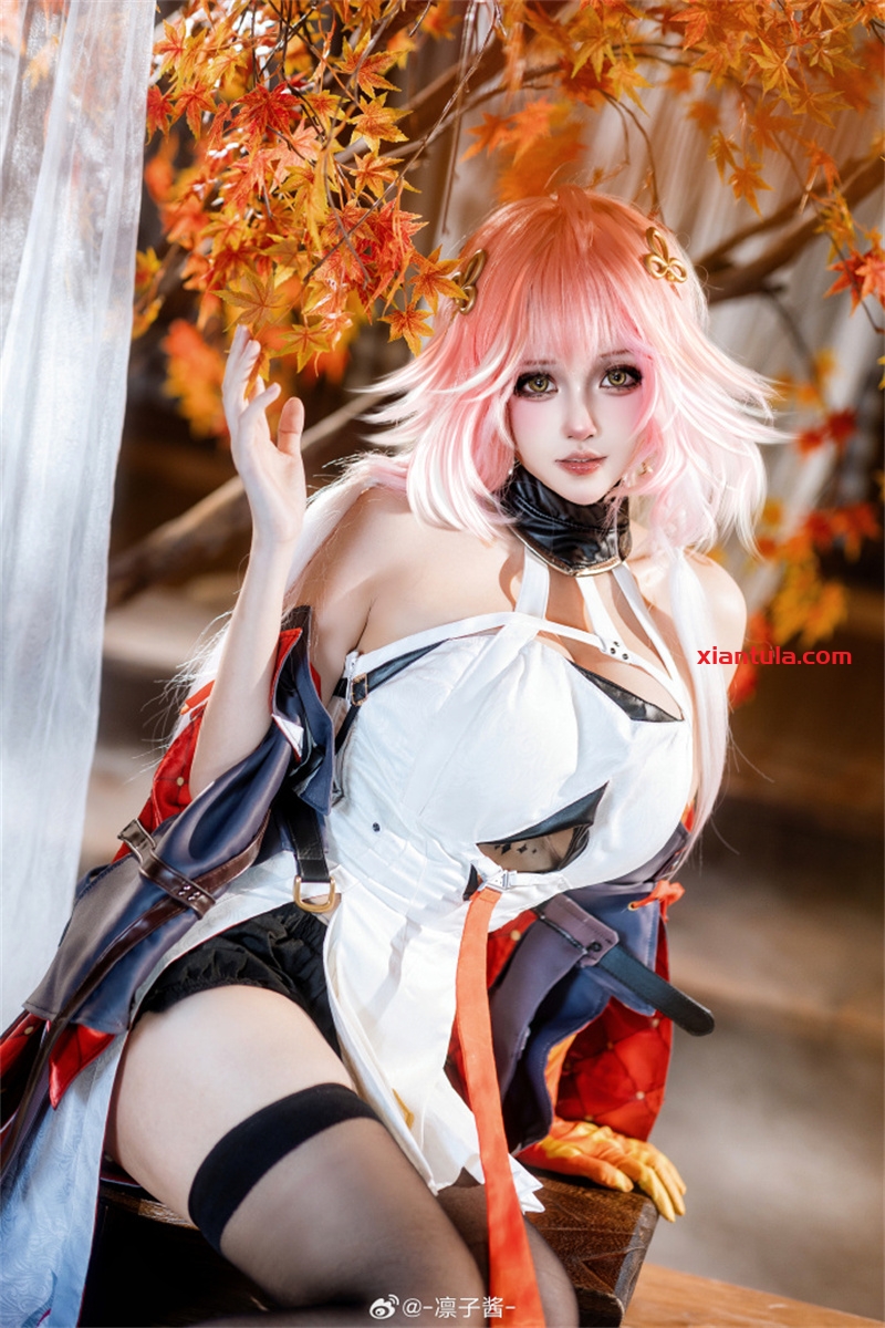 20岁凛子酱：她的图片更新速度让人又爱又恨！