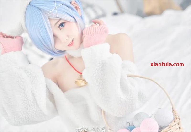 名濑弥七：独家热门图集曝光！清新女神席卷二次元平台