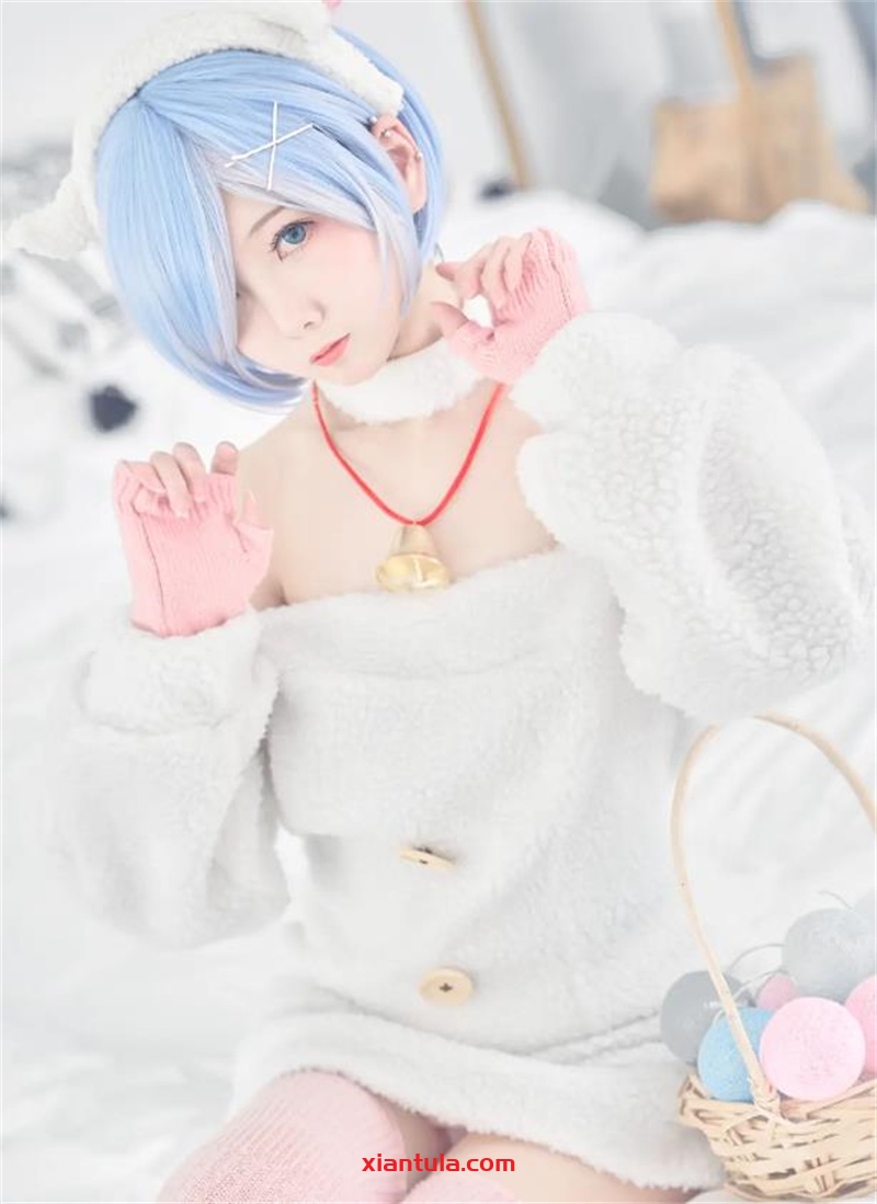 名濑弥七：独家热门图集曝光！清新女神席卷二次元平台