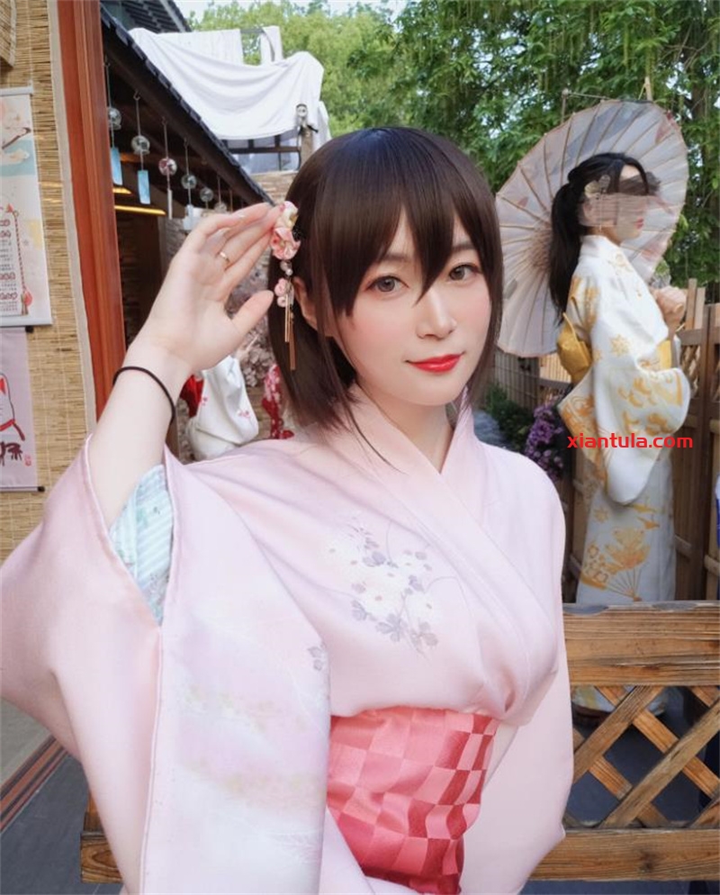 探秘白银81:如何用真空纯白作品和真心俘获粉丝? 探秘白银81:如何用真空纯白作品和真心俘获粉丝?