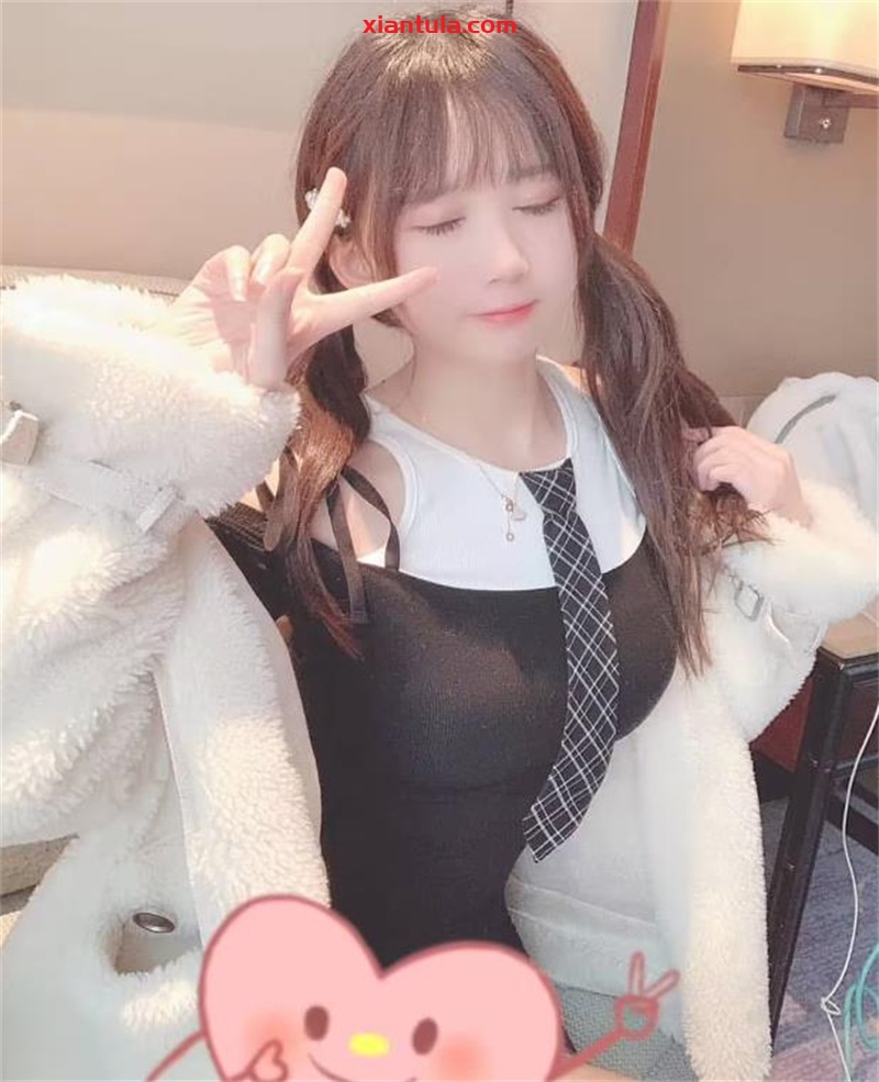 浅野菌子的经典图集角色演绎:从雅儿贝德到雷姆的惊艳之作 浅野菌子的经典图集角色演绎:从雅儿贝德到雷姆的惊艳之作