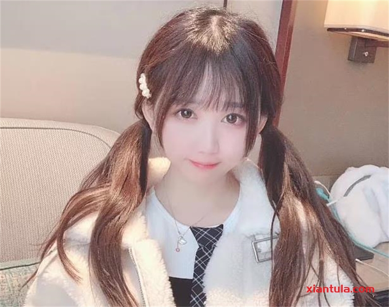 浅野菌子的经典图集角色演绎:从雅儿贝德到雷姆的惊艳之作 浅野菌子的经典图集角色演绎:从雅儿贝德到雷姆的惊艳之作