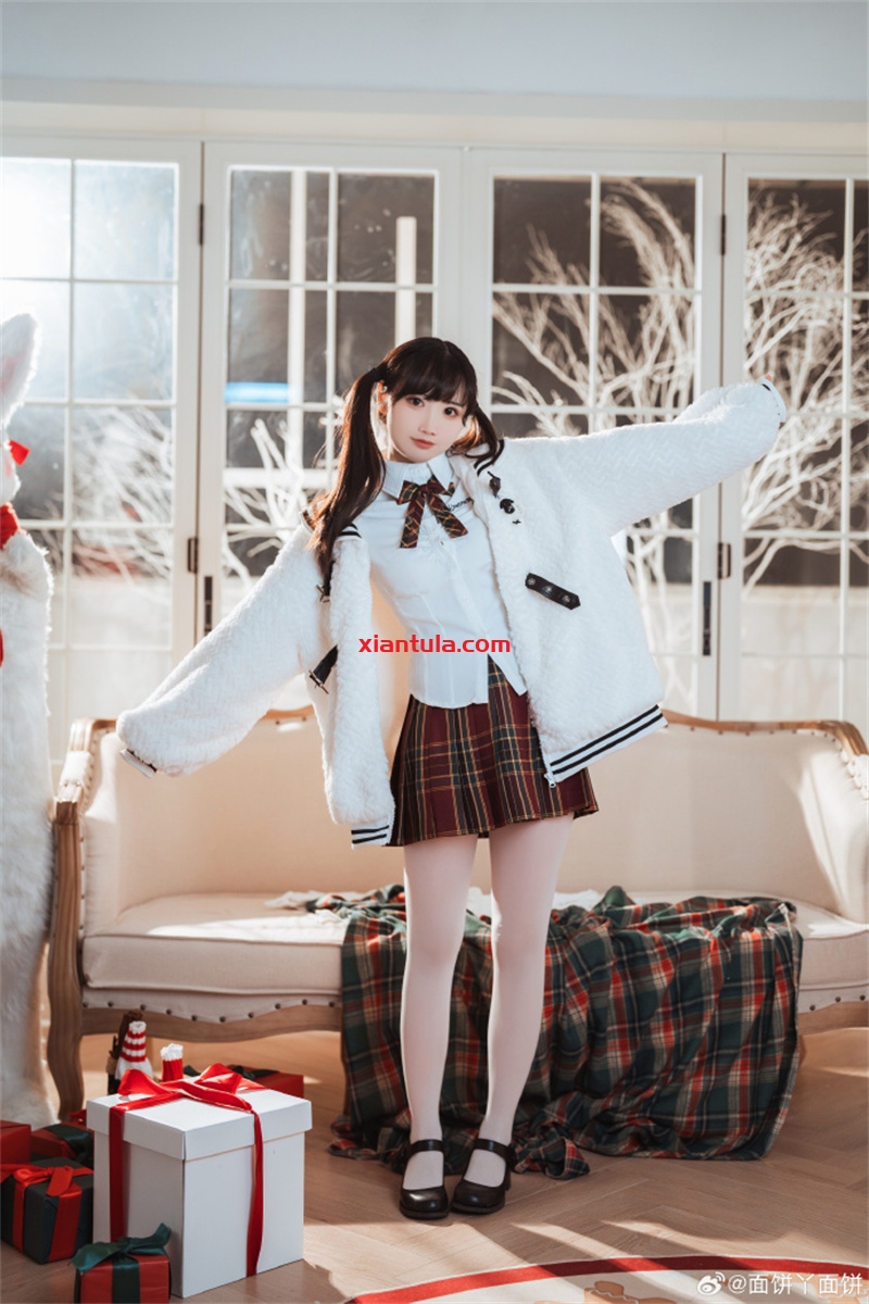 面饼仙儿图集曝光:从二次元到现实的璀璨明星! 面饼仙儿图集曝光:从二次元到现实的璀璨明星!