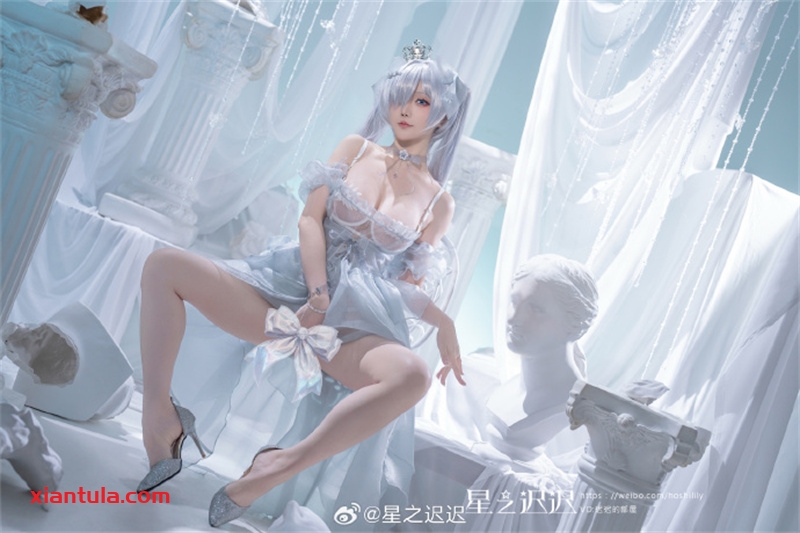 星之迟迟：靠200+套神还原杀疯二次元圈，连睫毛都要和动漫角色1:1