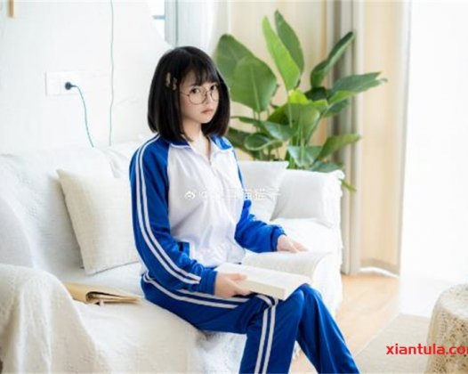 七月喵子迟到的圣诞节28套壁纸高清图，总有你喜欢的