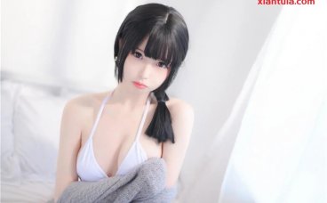 十万珍吱伏特图片，包含泳装黑猫全套经典合集