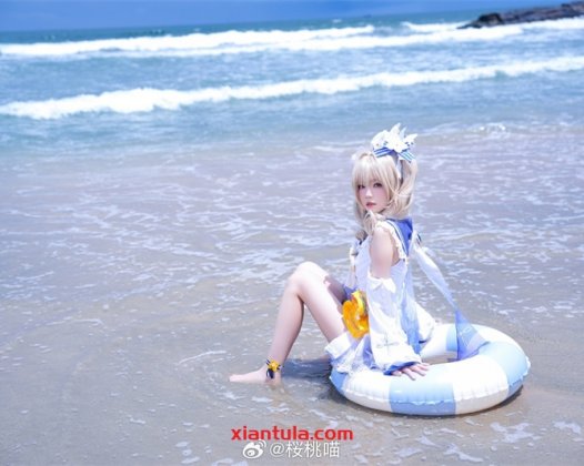 桜桃喵蓝色衬衫1G照片分享，没有老社畜不爱